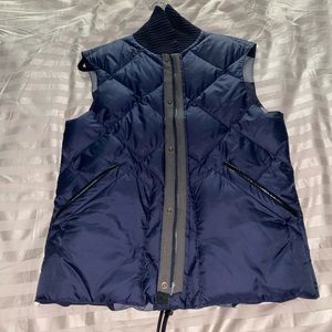 🔥HOST PICK🔥 New condition Burberry Vest